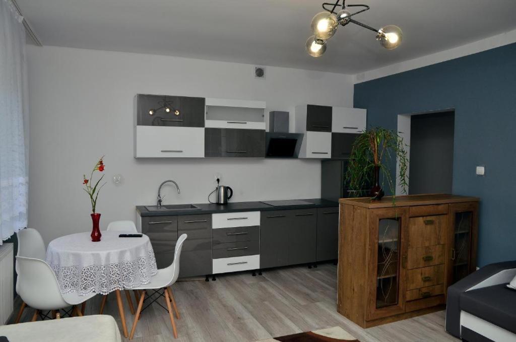 Hotel Gosciniec Zapiecek Stronie Śląskie Exteriér fotografie